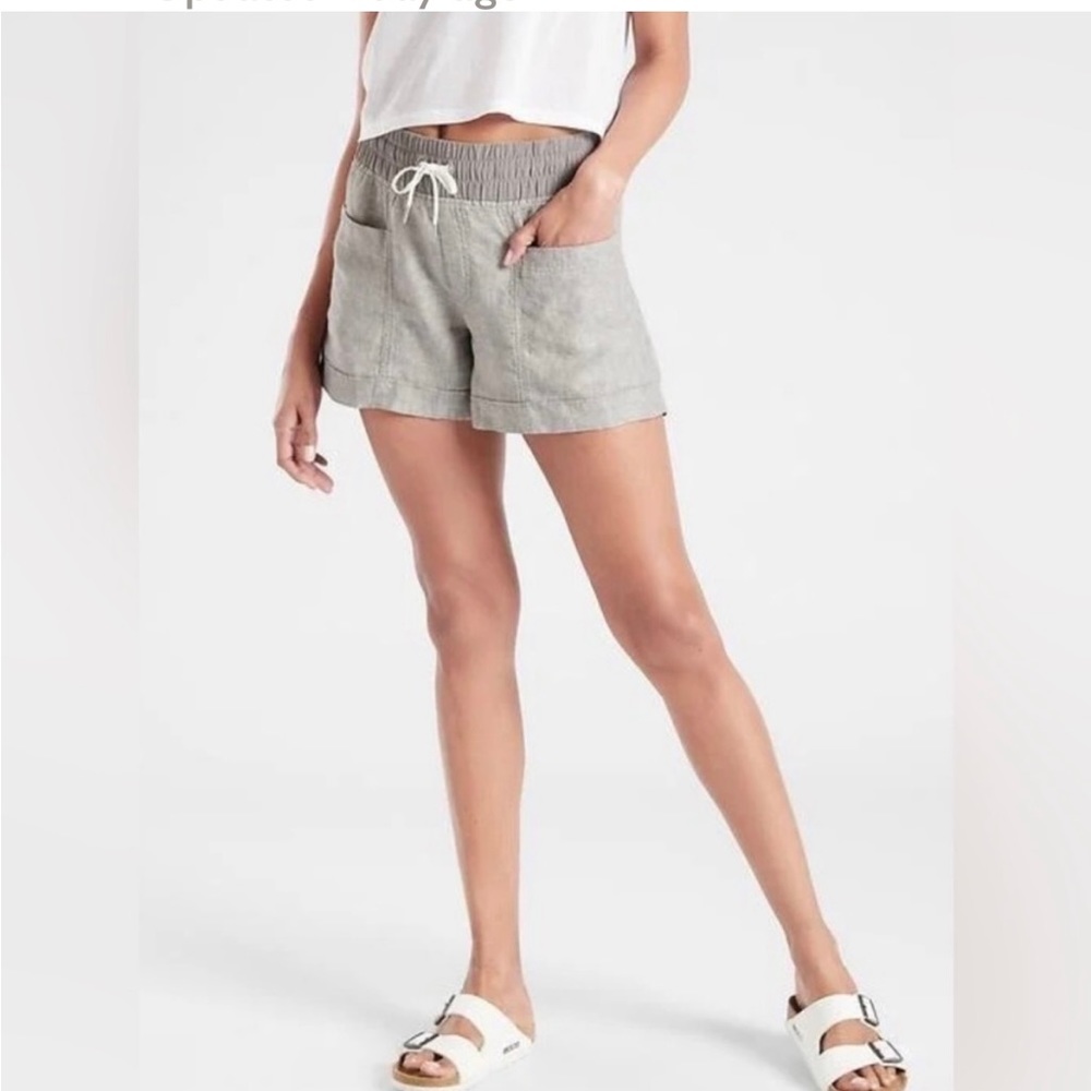 Athleta Linen-Blend Drawstring Shorts in Light Gray